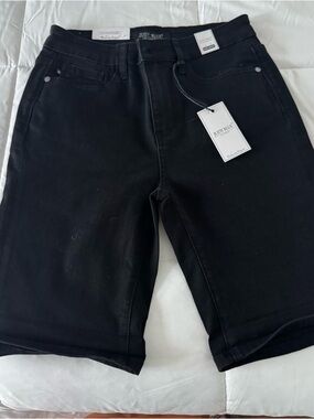 Judy Blue Black Stretch Jean Shorts for Women